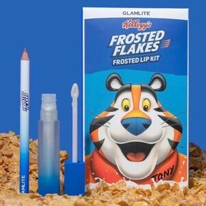 Glamlite Frosted Flakes Frosted Lip Kit NIB